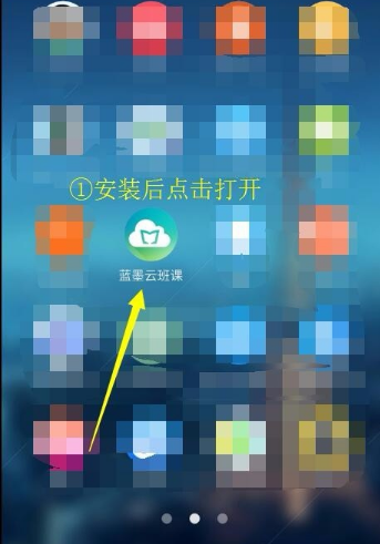 完美世界：一季度归母净利润3.02亿元